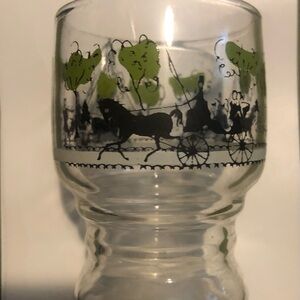 Set of 2 small Libbey glasses.